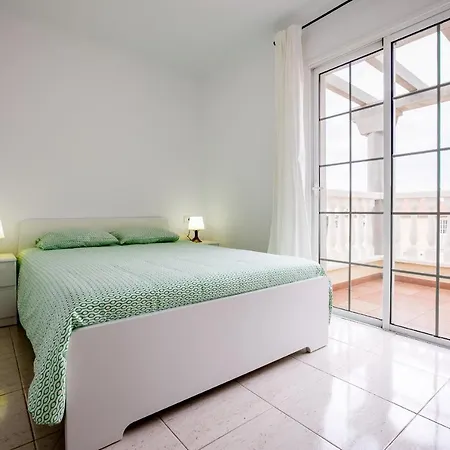 Casa Pelada, Medano Beach